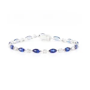 7.88 cts Blue Sapphire with Diamond Bracelet