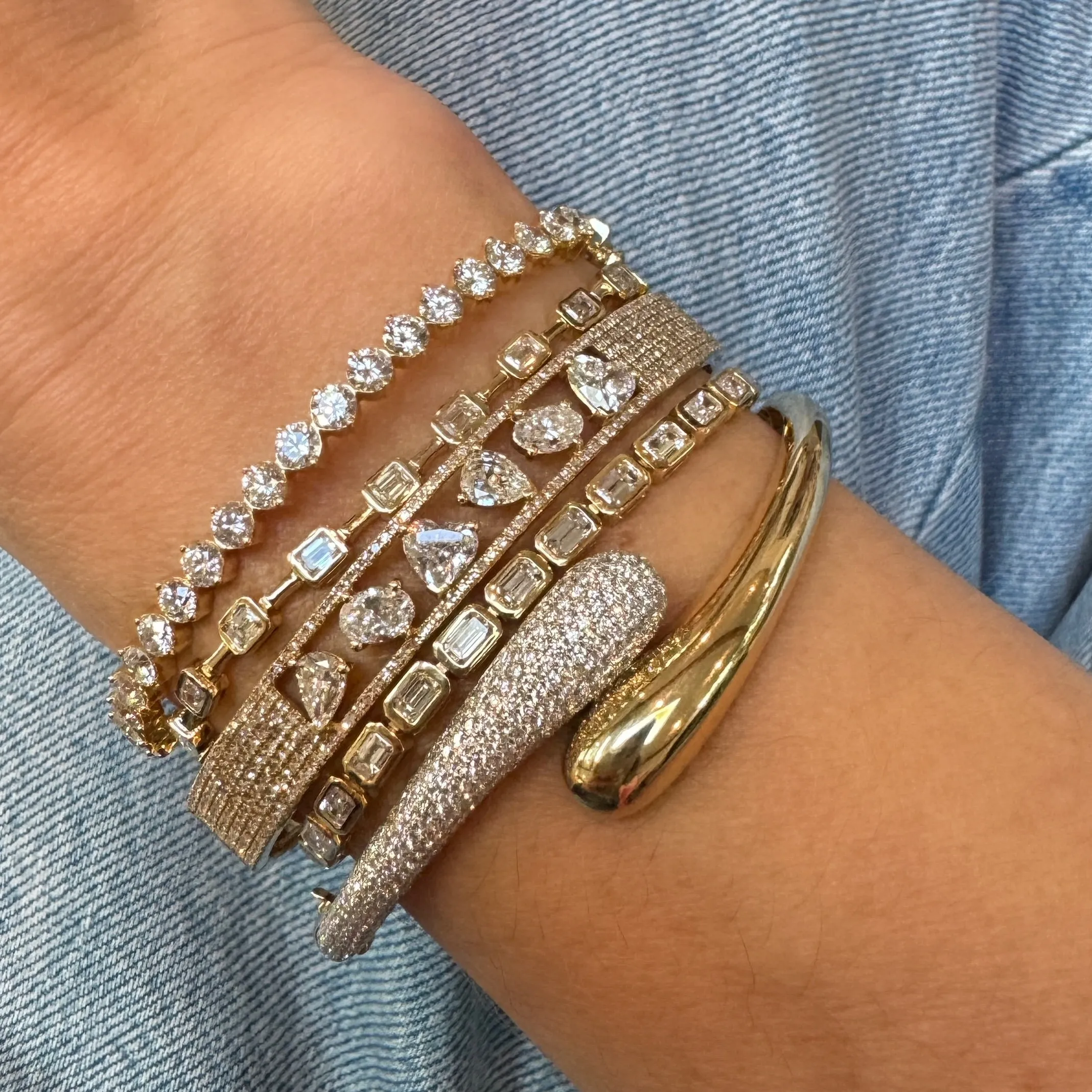 Bezel Set Emerald Cut Diamond Bracelet