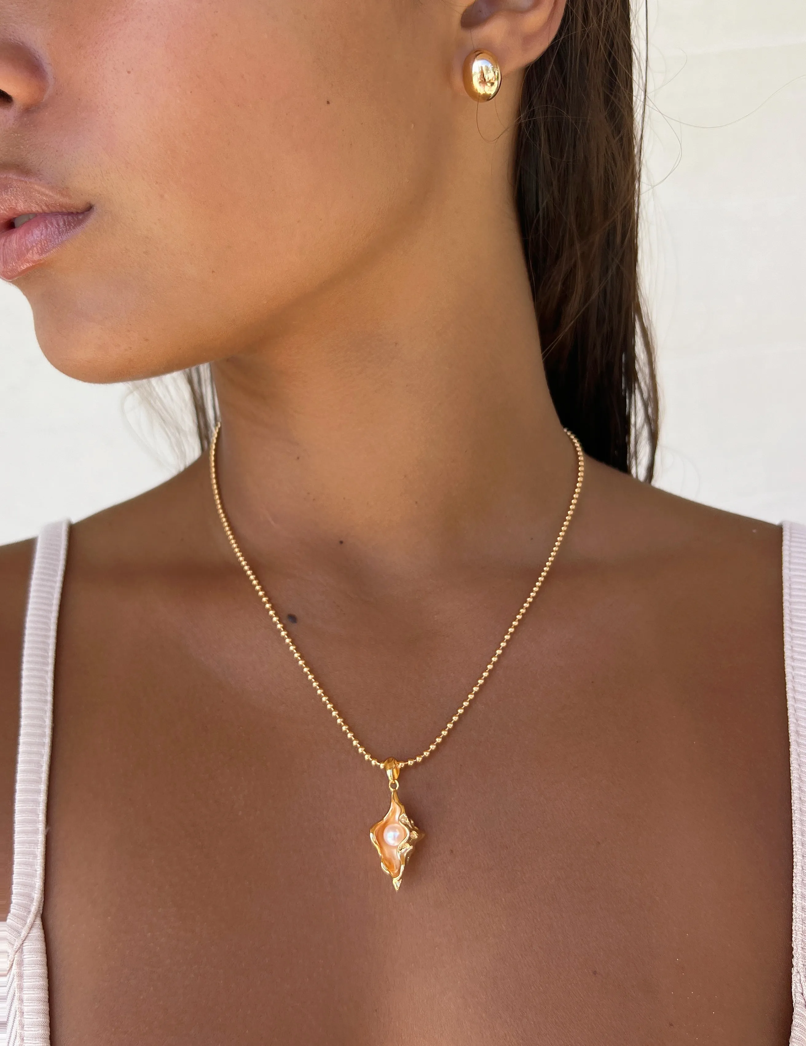 Golden Conch Necklace