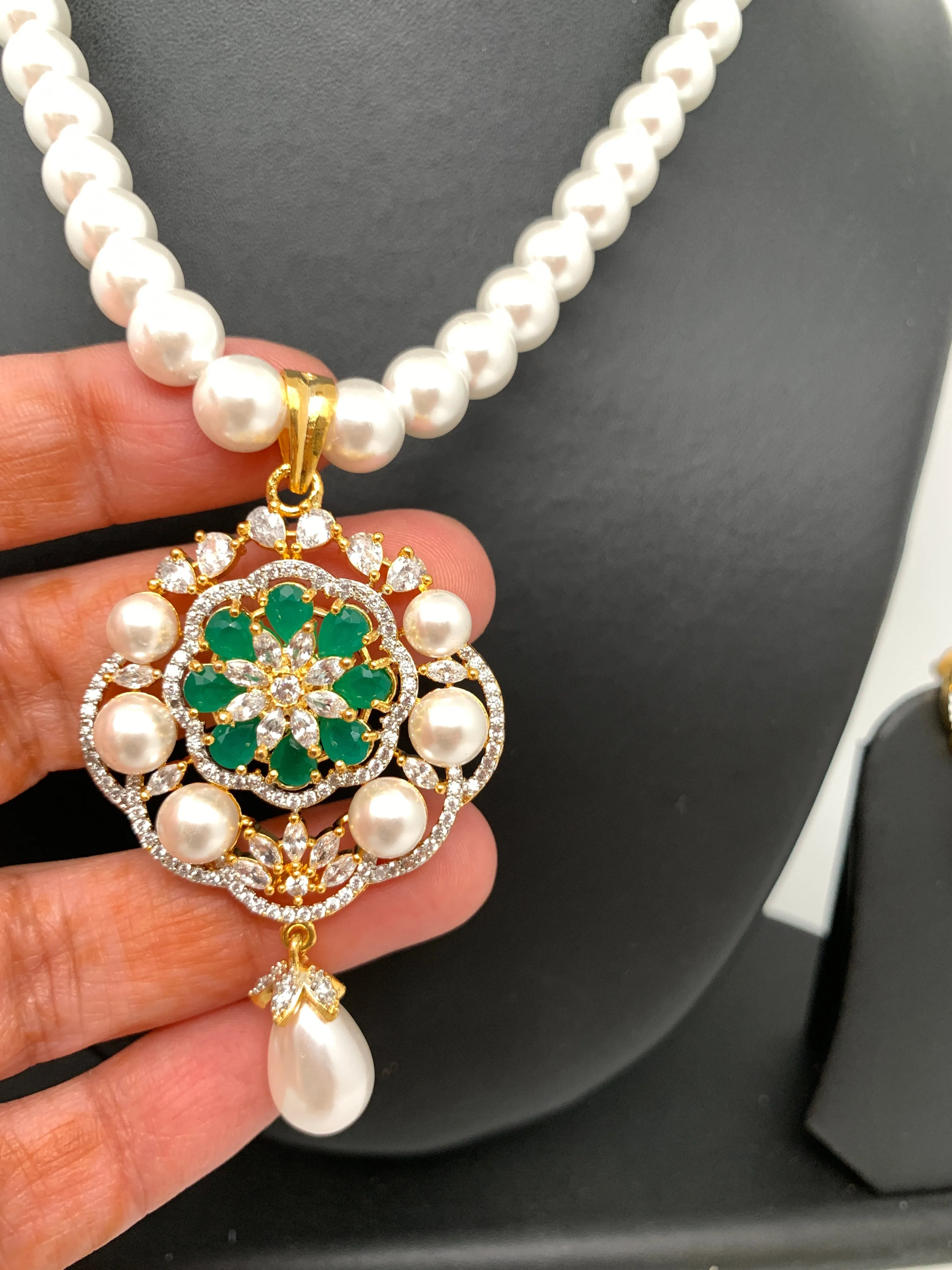 Green Stone AD Floral Pendent with Shell Pearl Necklace