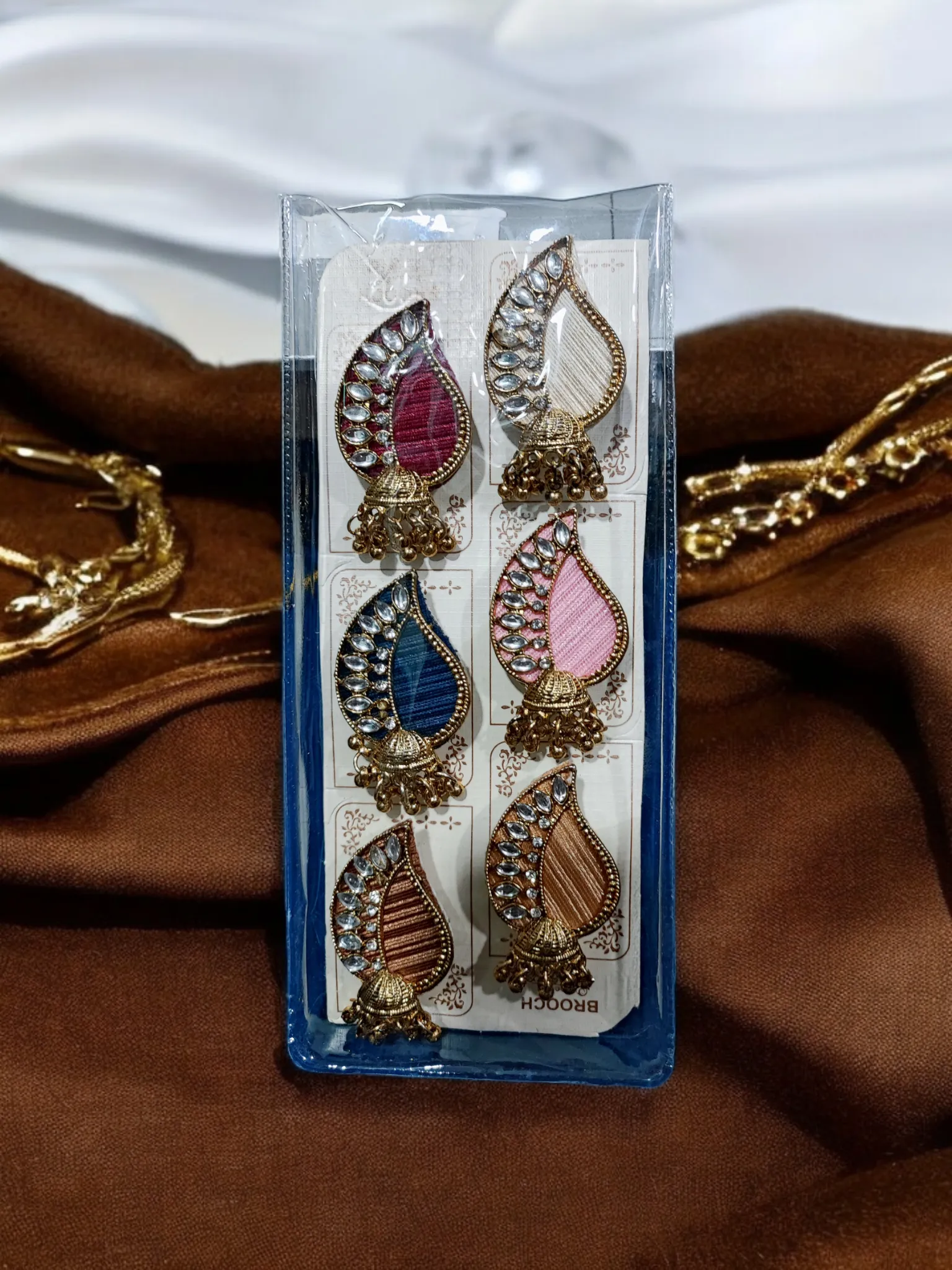 Pearlfect Saree Brooches 2