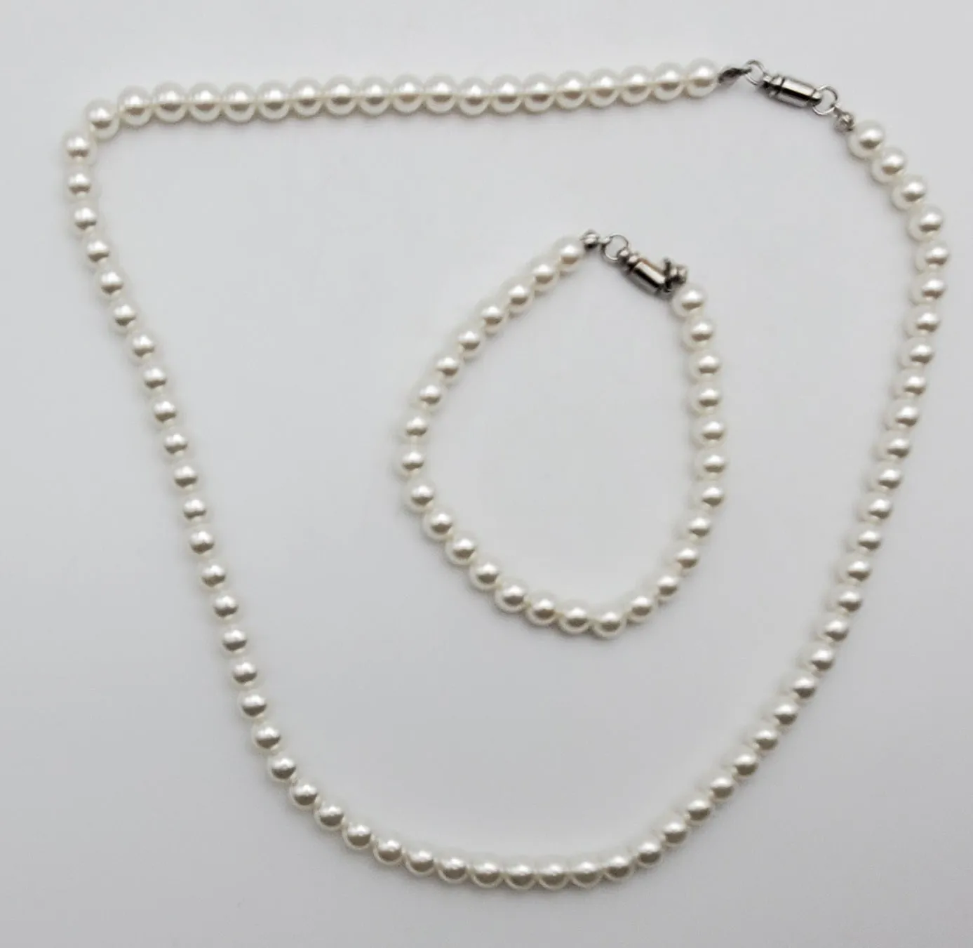 Three-in-One Convertible Faux Pearl Necklace/Bracelet