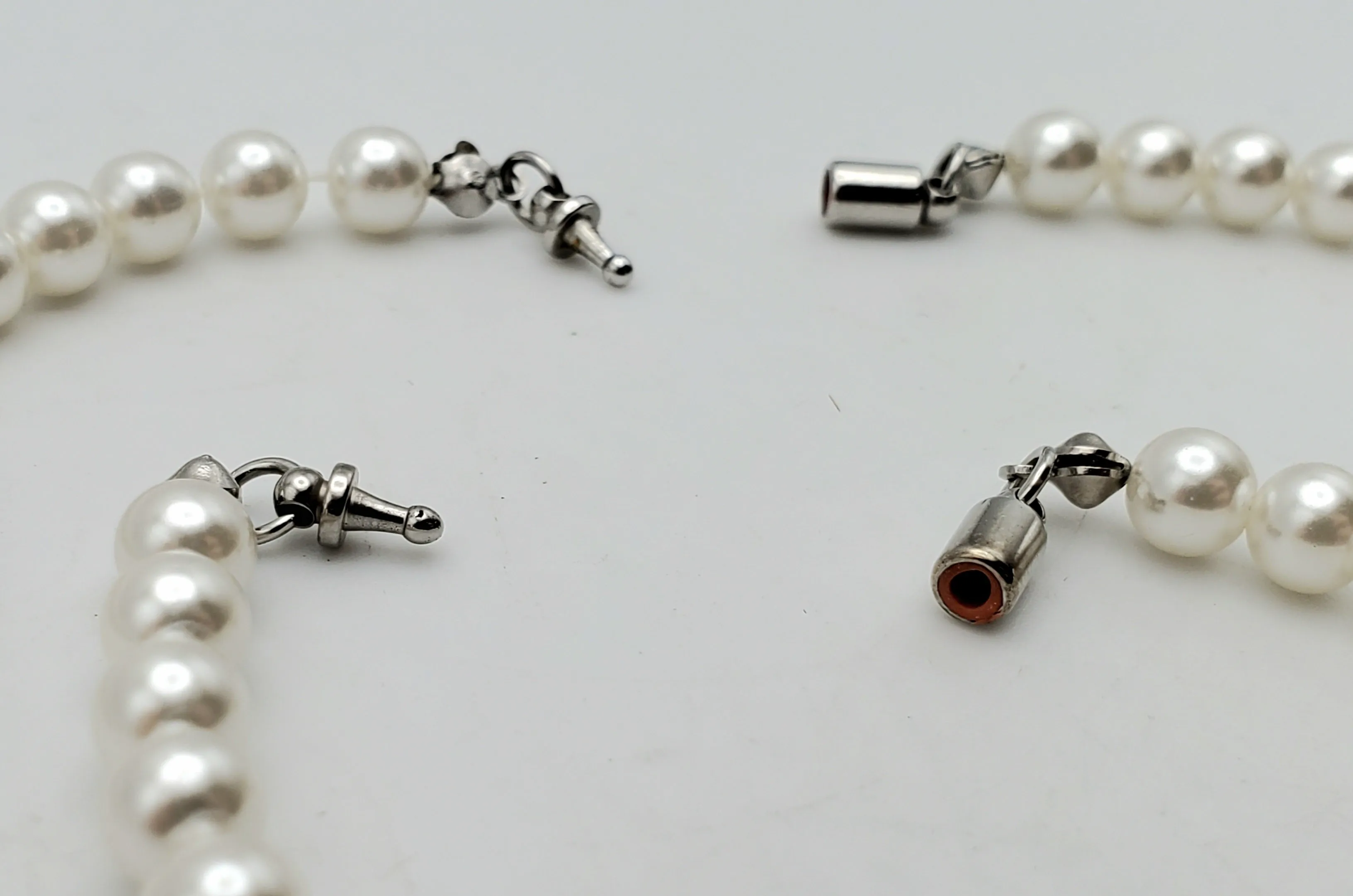 Three-in-One Convertible Faux Pearl Necklace/Bracelet